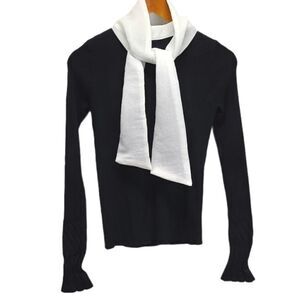 Long Sleeve Shirt With Scarf size M